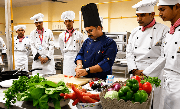 Curriculum at SRM IHM