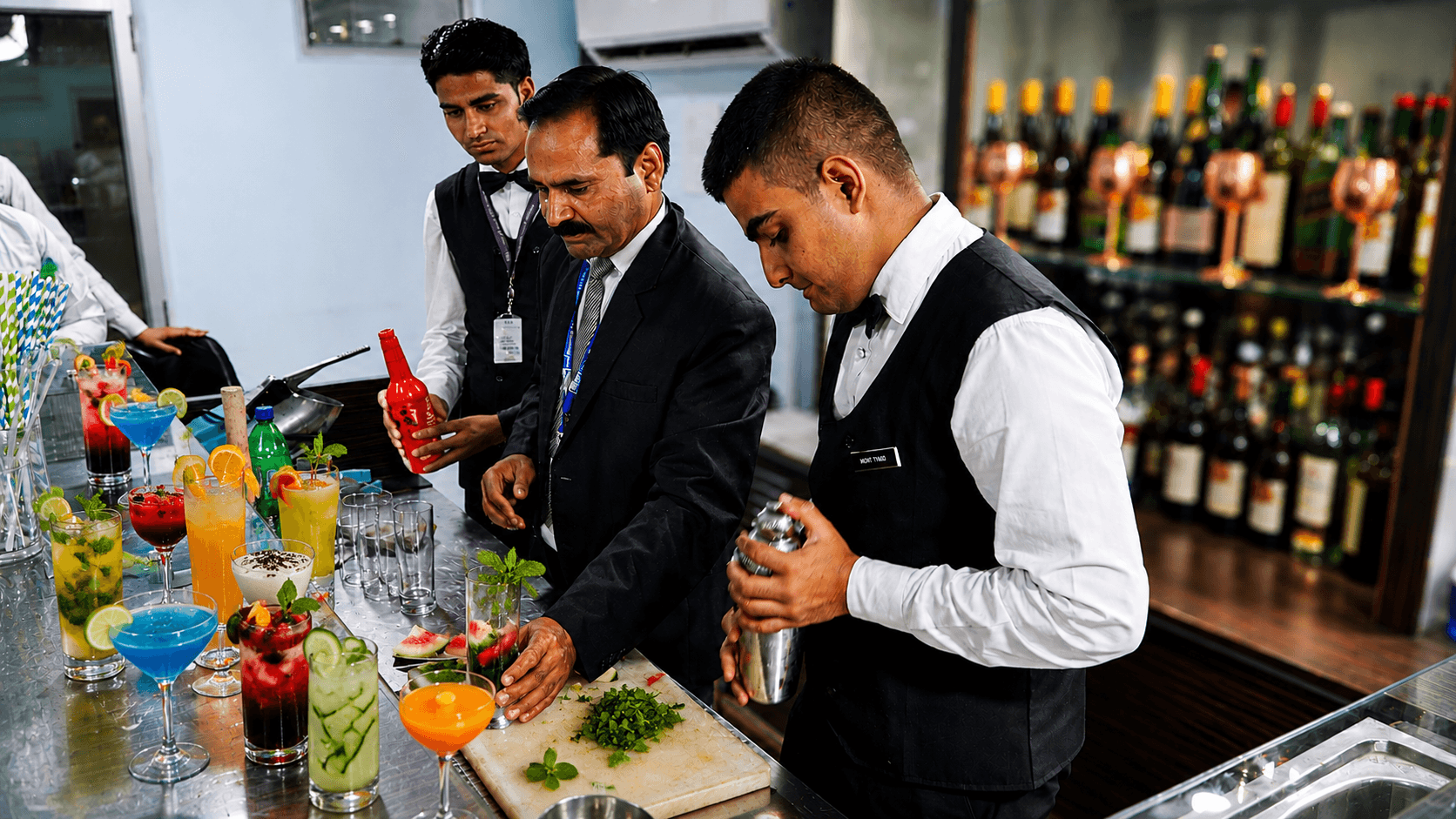 Bartending and mixology training